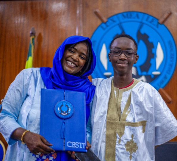       Maimouna  Lô :  première Mauritanienne  diplômée du CESTI